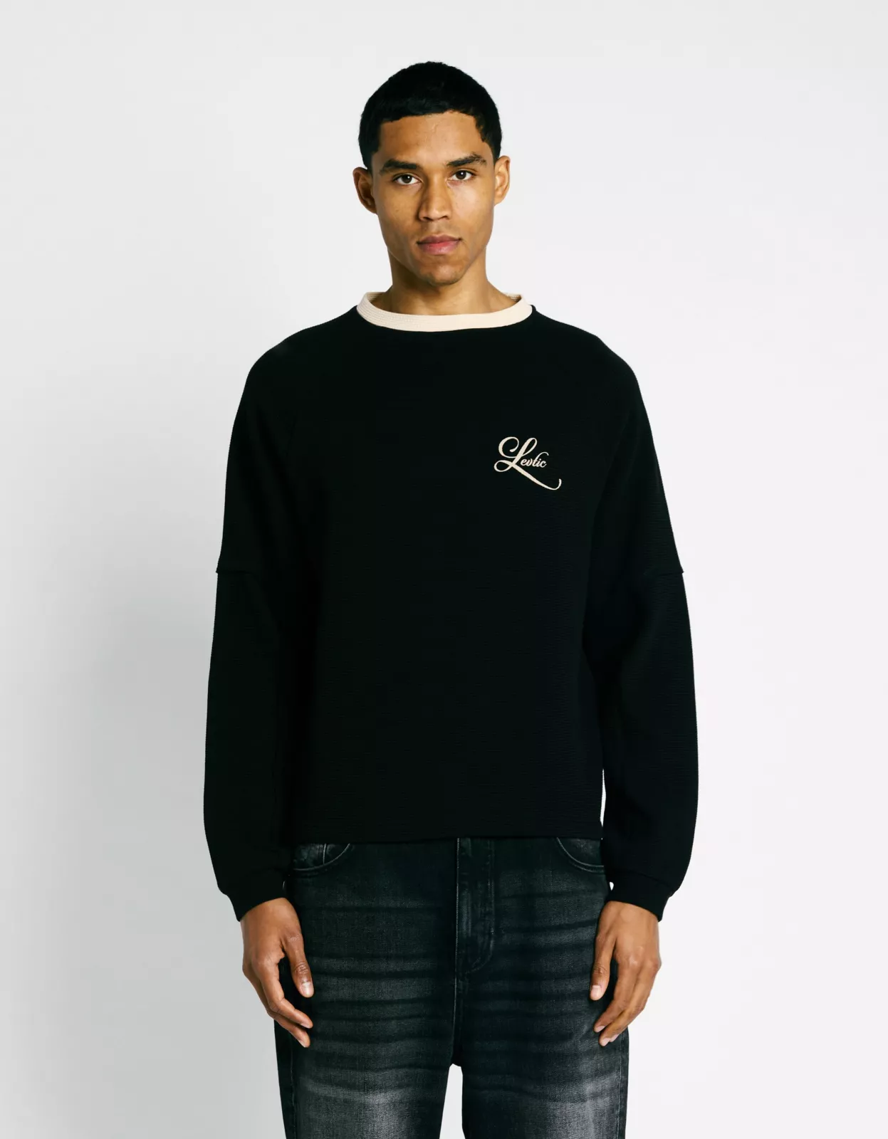 Waffle Longsleeve - Black/Cream