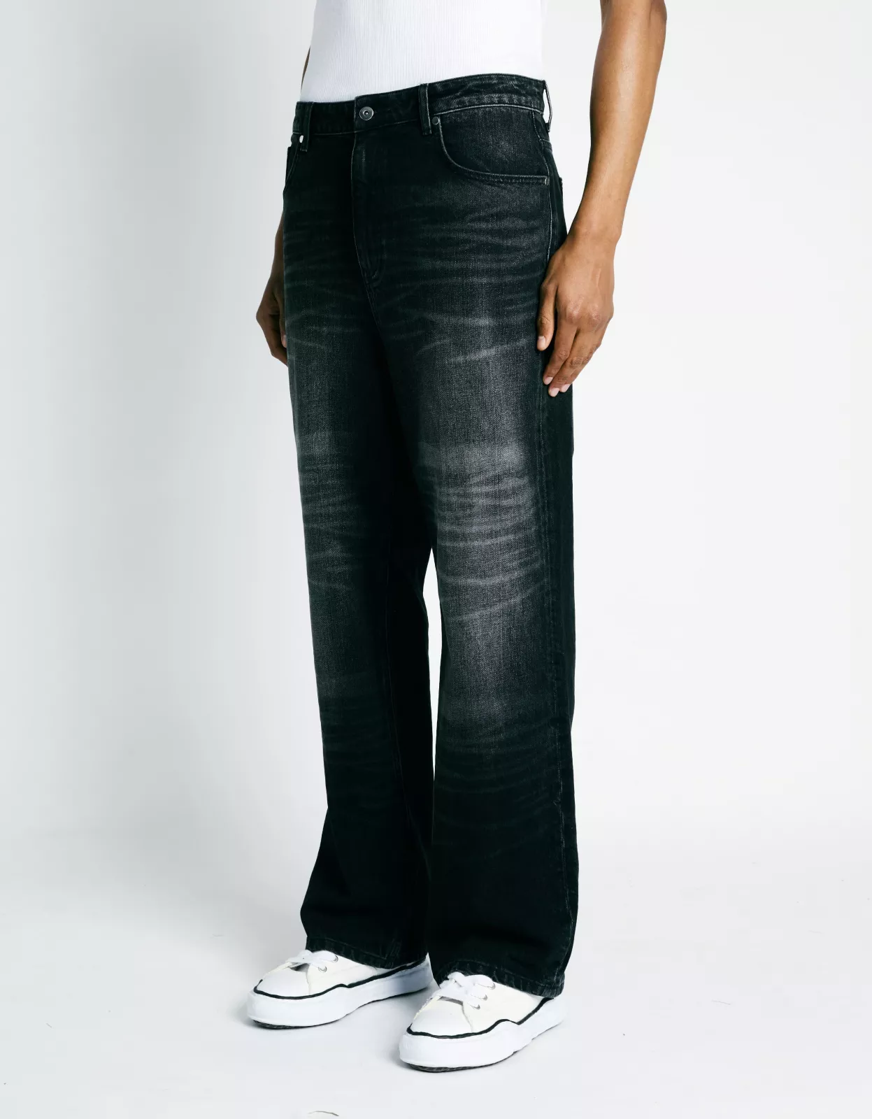 Initial Stitched Jeans - Washed Black
