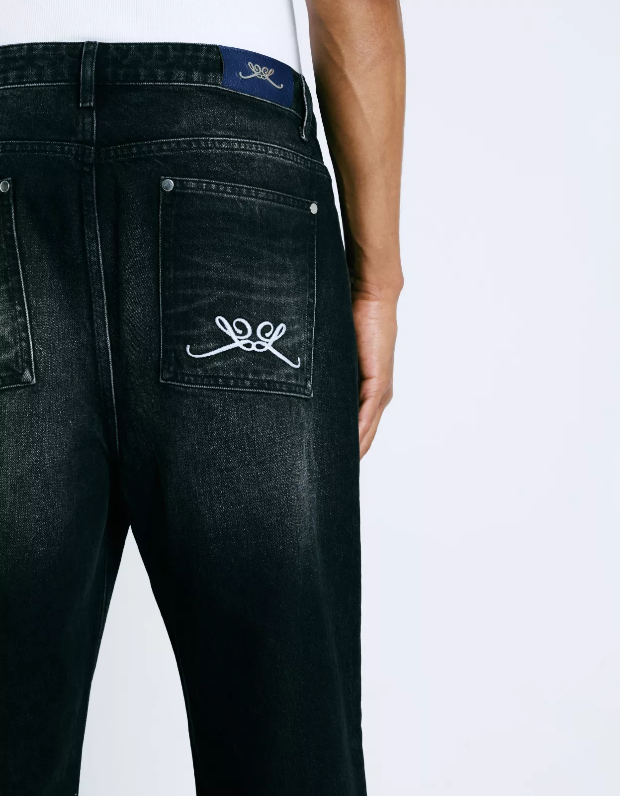 Initial Stitched Jeans - Washed Black