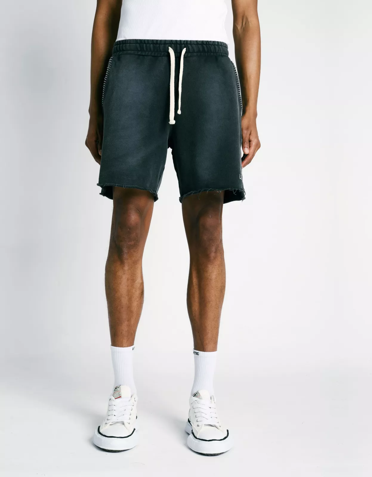 Washed Short - Black