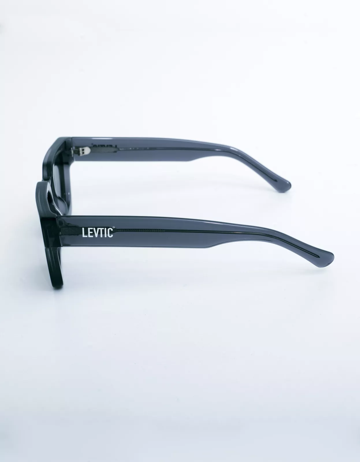 Levtic Sunglasses - Black